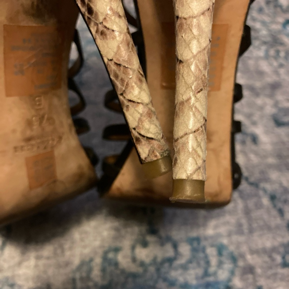COACH NEW YORK  Josey Size 7.5B Womens Heels/Stilettos. - Picture 6 of 8
